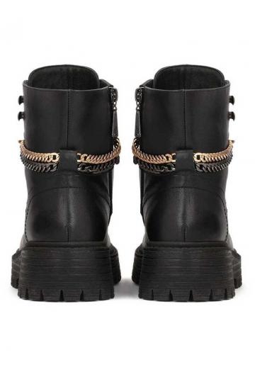 Полусапожки на высоком каблуке