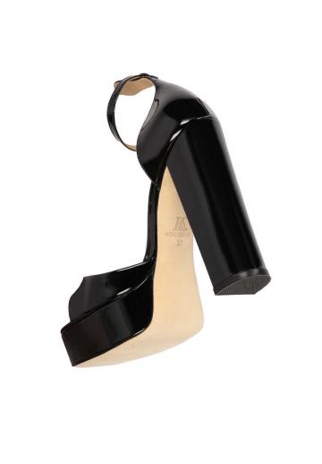 Босоножки на платформе