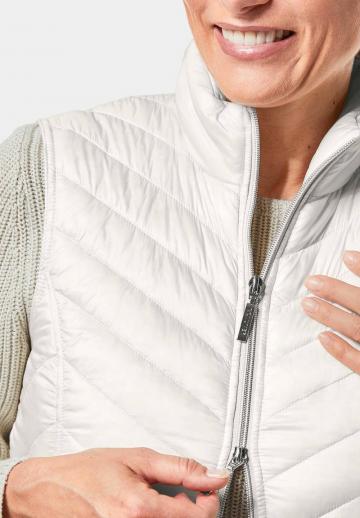 Стеганый жилет