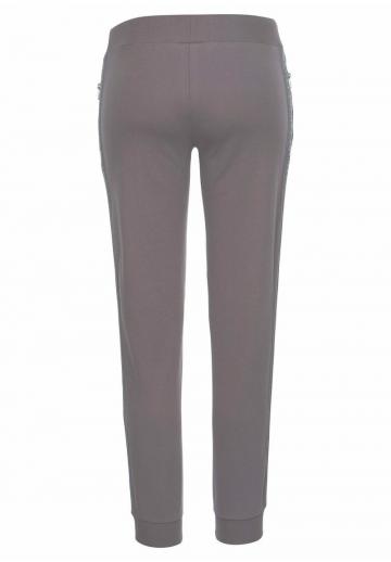 Узкие брюки