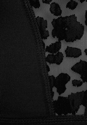 Спортивный топ