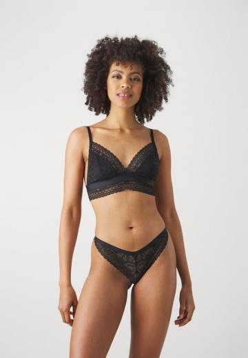 Бюстгальтер