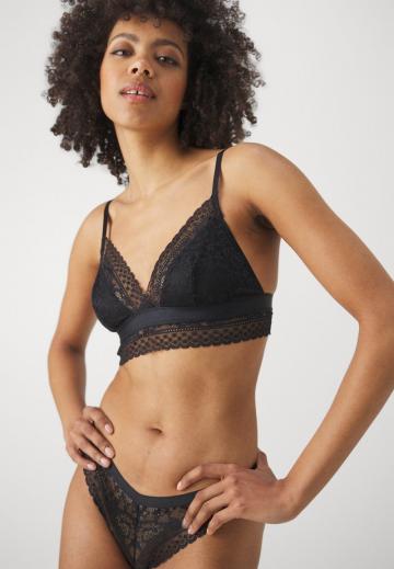 Бюстгальтер