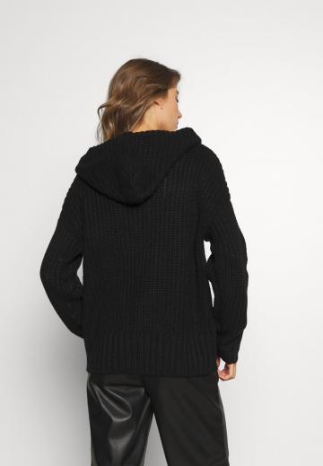 Длинный пуловер