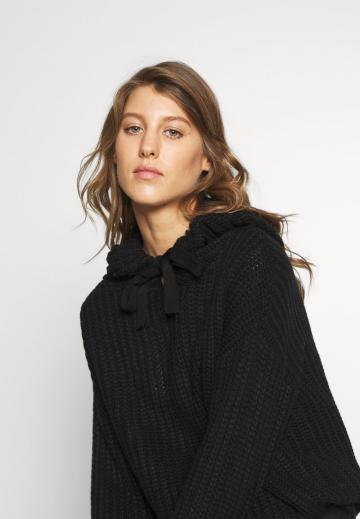 Длинный пуловер