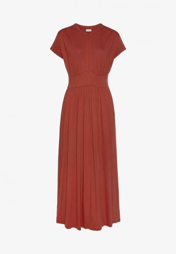 Длинное платье