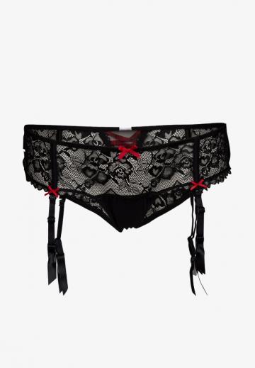 Трусы на бедрах