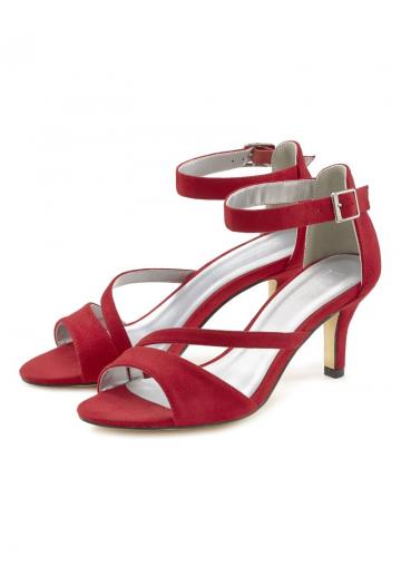 Туфли с ремешком