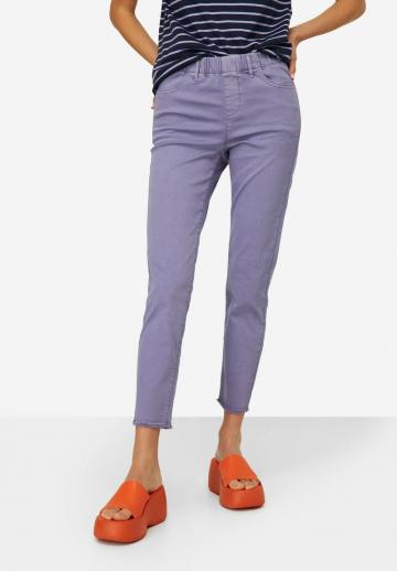 Короткие джинсы