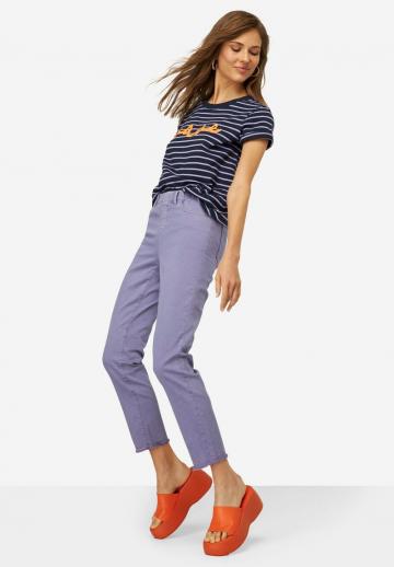 Короткие джинсы