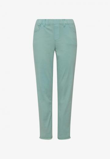 Короткие джинсы