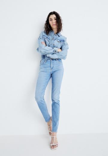 Узкие джинсы