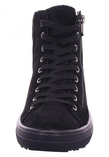 Ботинки на шнуровке