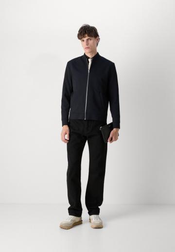 Куртка бомбер