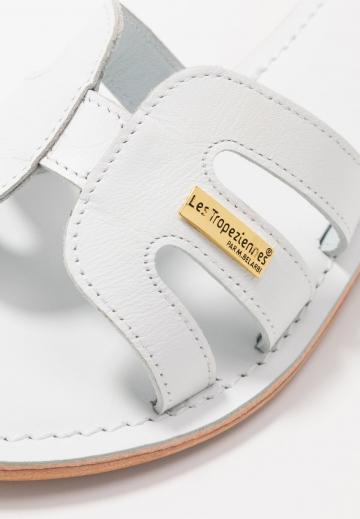 Босоножки на каблуке