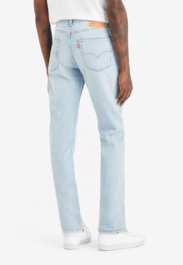 Узкие джинсы