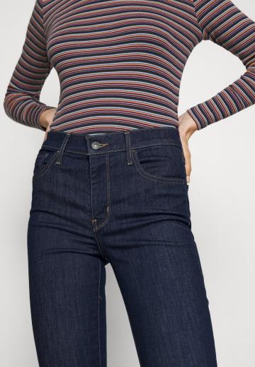 Узкие джинсы