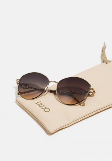 Солнечные очки