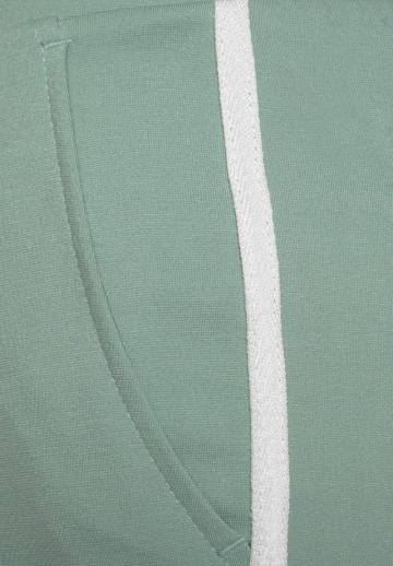 Узкие брюки