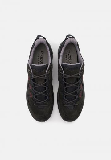 Походная обувь