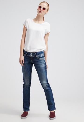 Прямые джинсы