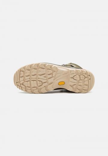 Походные сапоги