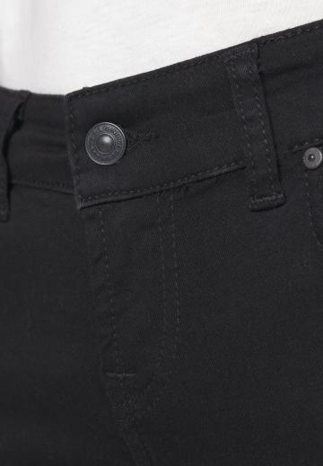 Клешеные джинсы