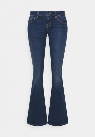 Клешеные джинсы