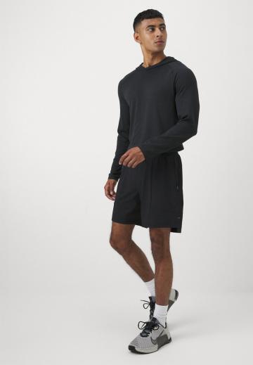 Спортивная кофта