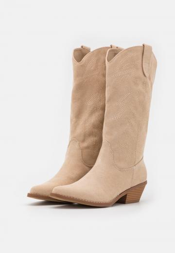 Ковбойские сапоги