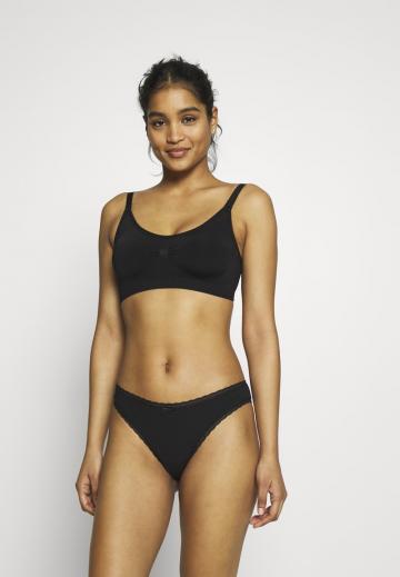 Бюстгальтер без косточек