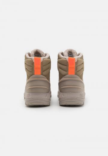 Походные сапоги