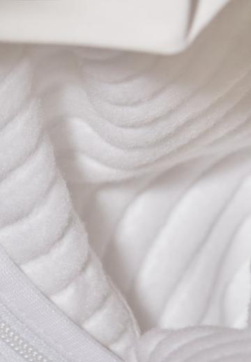 Спортивная толстовка