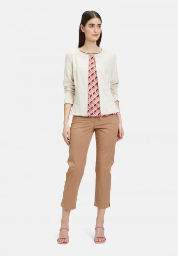 Короткие джинсы