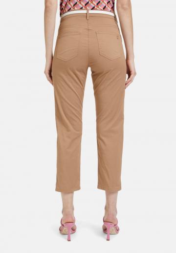 Короткие джинсы