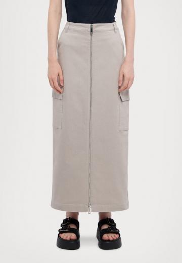 Юбка с накладными карманами