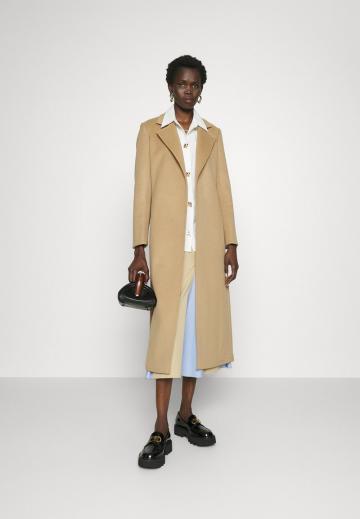 Шерстяное пальто