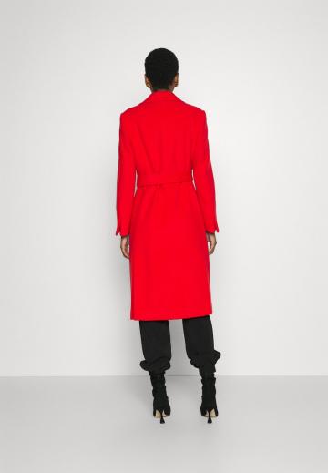 Шерстяное пальто