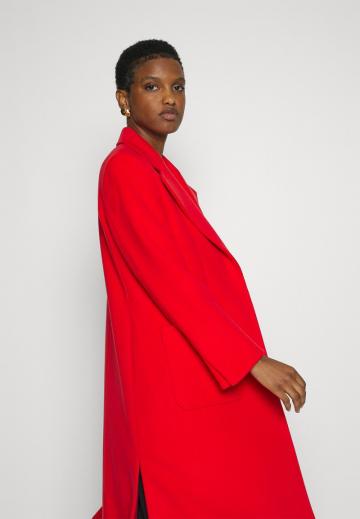 Шерстяное пальто