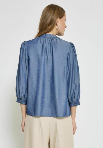 Джинсовая блузка