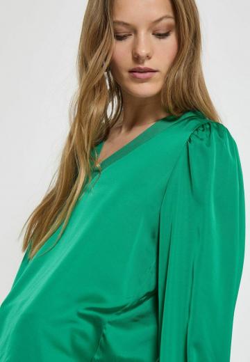 Атласная блузка