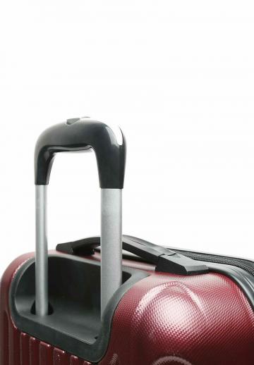 Чемодан на колесах