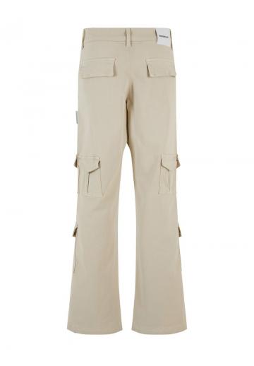 Брюки с накладными карманами