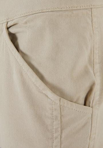 Брюки с накладными карманами