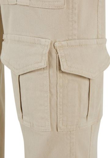 Брюки с накладными карманами