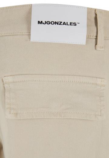 Брюки с накладными карманами