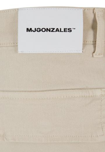 Брюки с накладными карманами