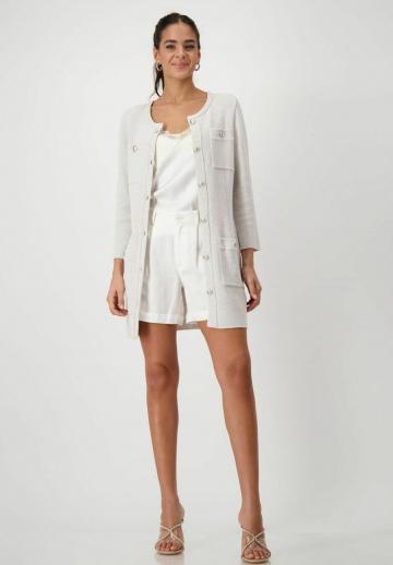 Вязаный жилет