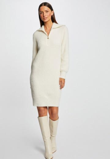 Платье футляр