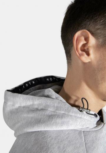 Спортивная кофта